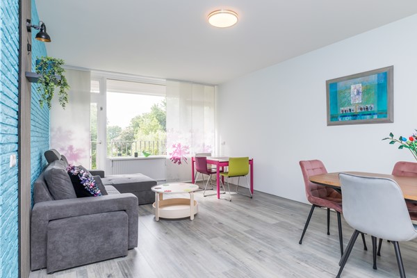 Foto - Te koop: Instapklaar gerenoveerd 3 slaapkamer appartement met berging in Brunssum